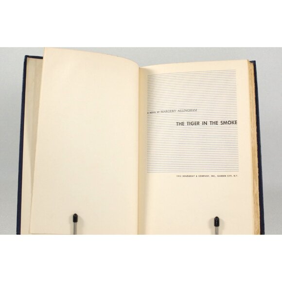 The Tiger in the Smoke by Margery Allingham, Doubleday & Company 1952 Crime - Picture 2 of 7